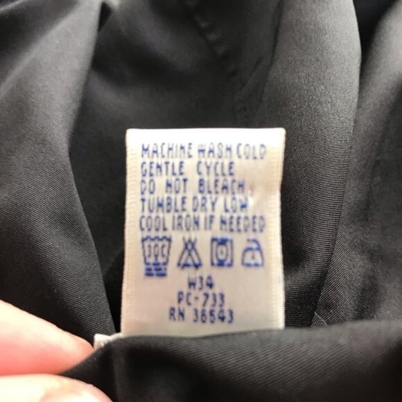 IZOD Medium Lightweight Golf Jacket Black Zip-Up Adjustable Waist Hooded - Picture 6 of 6